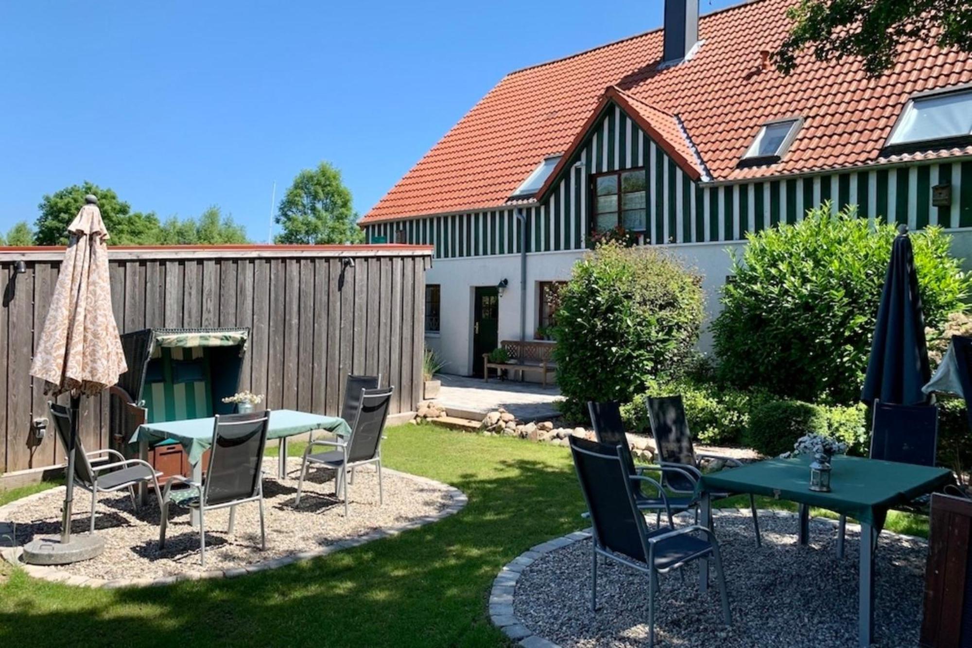 Haus Wildgans - Ferienwohnung Sonnenblume Behrensdorf Ngoại thất bức ảnh